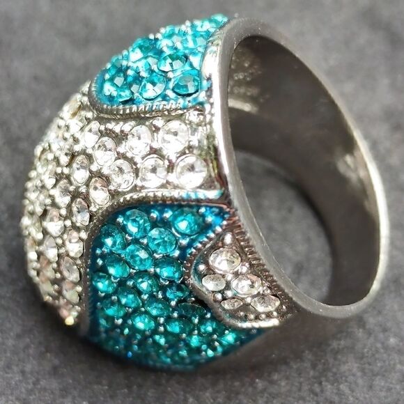 Big Aqua and Crystal Rhinestone Silver Ring sz8 - Picture 6 of 6